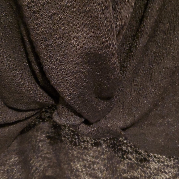 Ladies Top - Picture 2 of 4